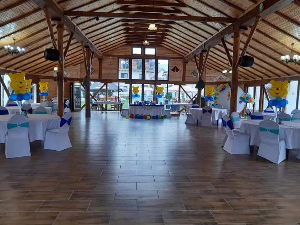 Hotel Domeniul Roa Avrig Exteriér fotografie