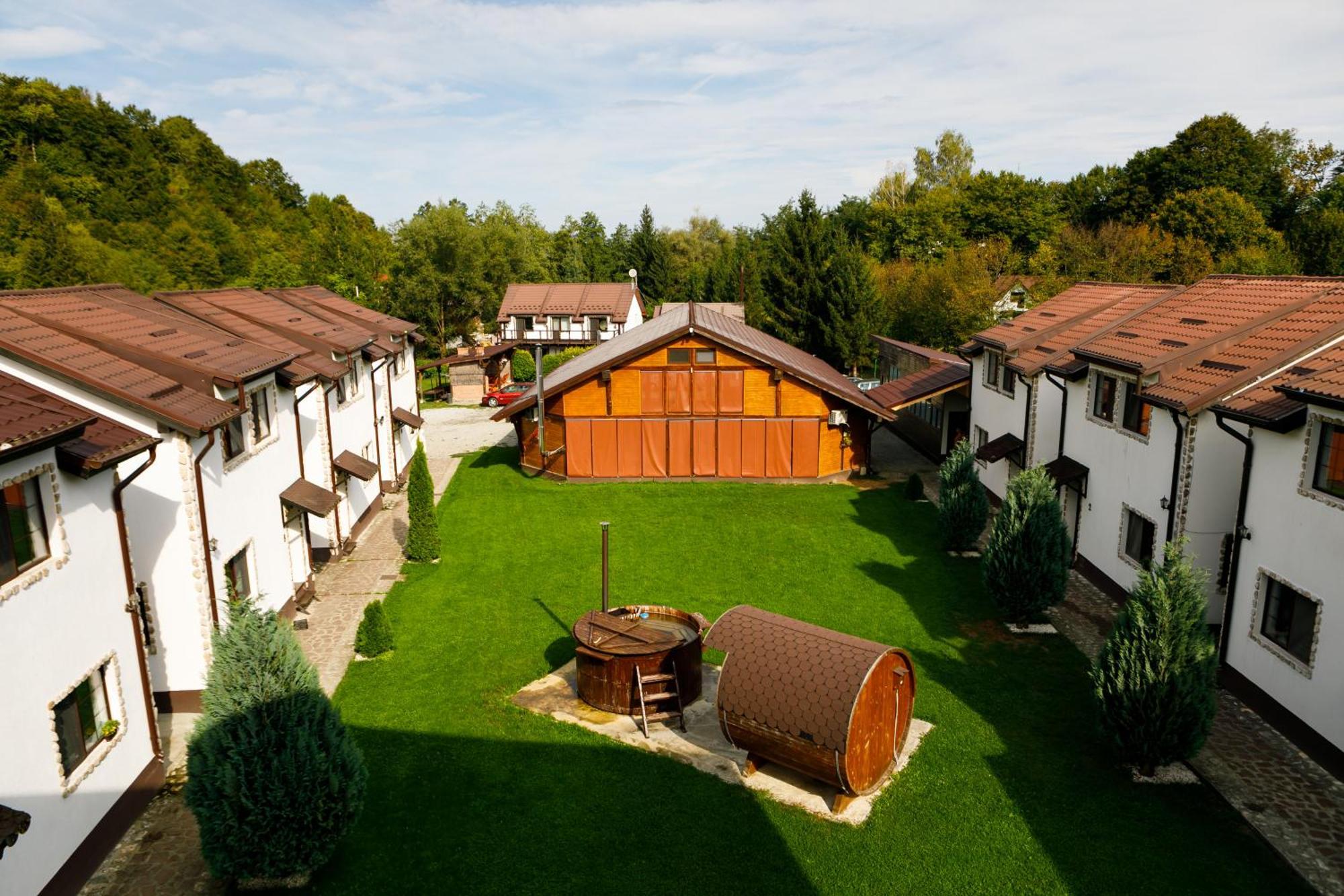 Hotel Domeniul Roa Avrig Exteriér fotografie