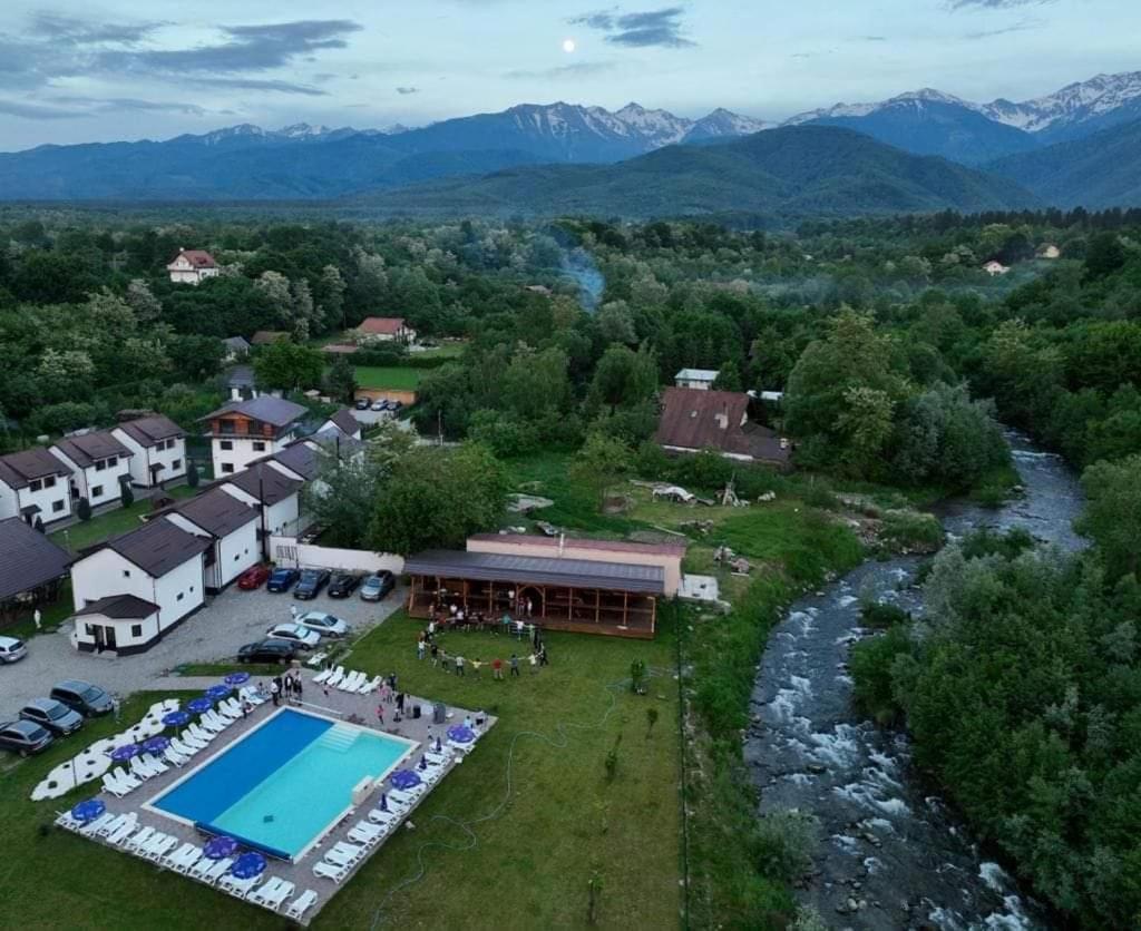 Hotel Domeniul Roa Avrig Exteriér fotografie